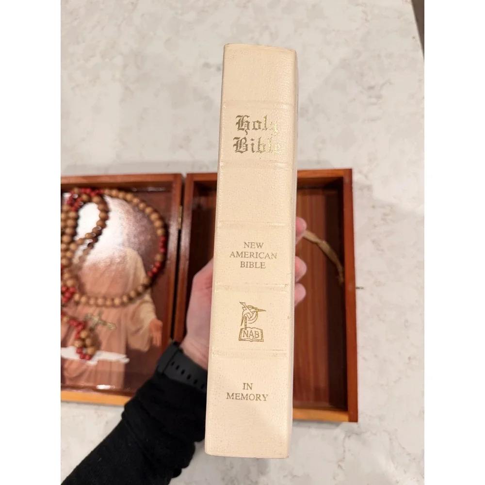 Vintage Memorial Edition Holy Bible Cedar Box New American Bible Rosary Set